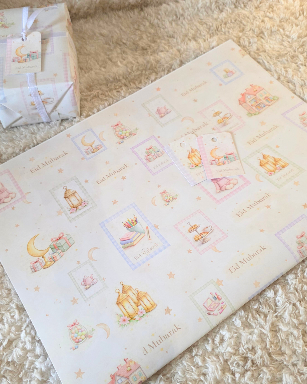 Girls Frames Wrapping Papers Biege